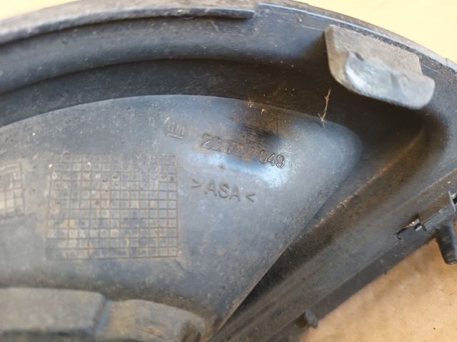 bontott OPEL INSIGNIA Bal Ködzárófény Keret