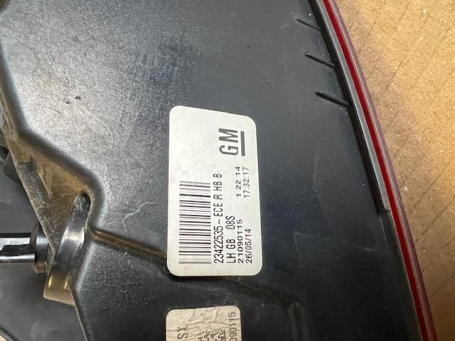 bontott OPEL INSIGNIA Bal Külső Hátsó Lámpa