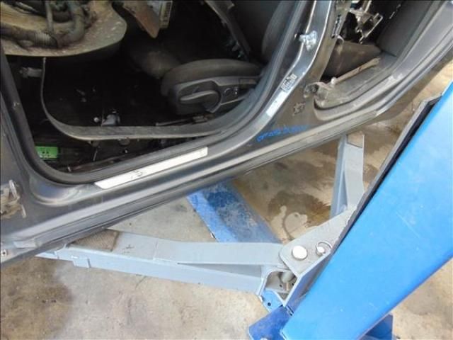 bontott OPEL INSIGNIA Bal Küszöb