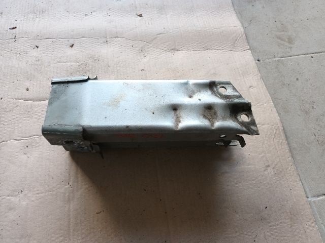 bontott OPEL INSIGNIA Bal Lökhárító Tartó Nyúlványvég