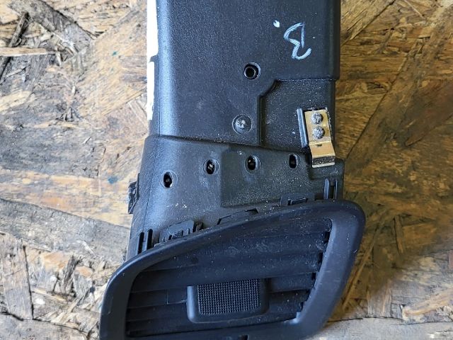 bontott OPEL INSIGNIA Bal Szellőző