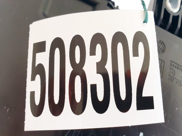 bontott OPEL INSIGNIA Biztosítéktábla Csomagtér