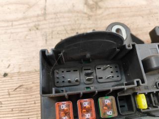 bontott OPEL INSIGNIA Biztosítéktábla Csomagtér