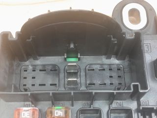 bontott OPEL INSIGNIA Biztosítéktábla Csomagtér