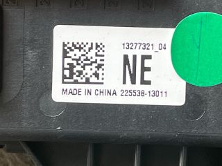 bontott OPEL INSIGNIA Biztosítéktábla Csomagtér