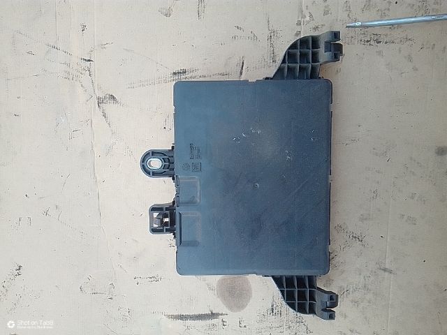 bontott OPEL INSIGNIA Biztosítéktábla Csomagtér