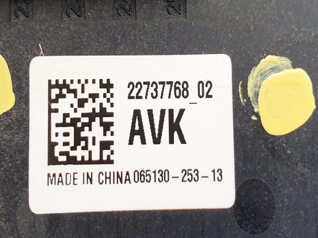 bontott OPEL INSIGNIA Biztosítéktábla Csomagtér