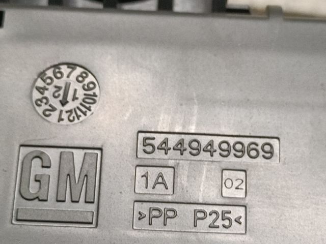 bontott OPEL INSIGNIA Biztosítéktábla Csomagtér