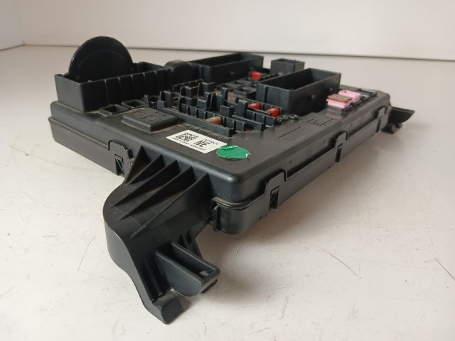 bontott OPEL INSIGNIA Biztosítéktábla Csomagtér