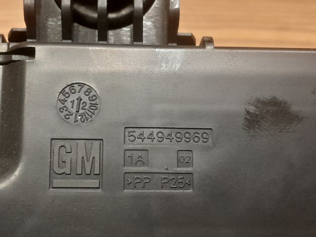 bontott OPEL INSIGNIA Biztosítéktábla Csomagtér