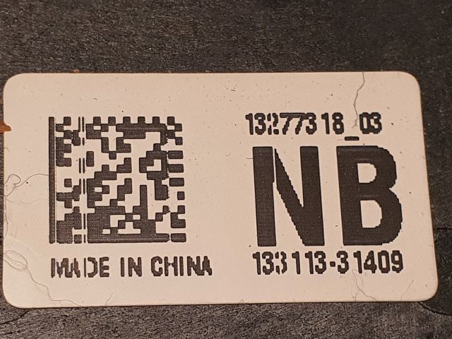 bontott OPEL INSIGNIA Biztosítéktábla Csomagtér