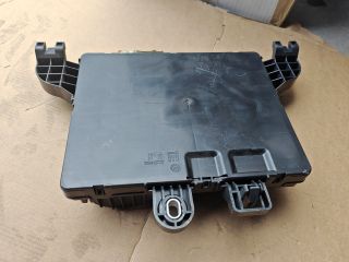 bontott OPEL INSIGNIA Biztosítéktábla Utastér