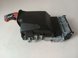 bontott OPEL INSIGNIA Biztosítéktábla Utastér