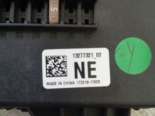 bontott OPEL INSIGNIA Biztosítéktábla Utastér