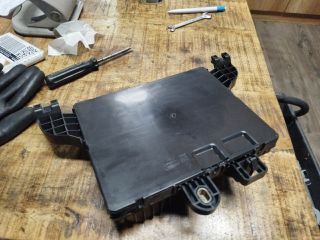 bontott OPEL INSIGNIA Biztosítéktábla Utastér