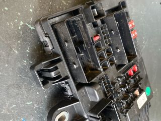 bontott OPEL INSIGNIA Biztosítéktábla Utastér