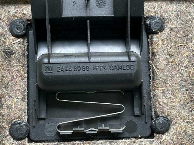 bontott OPEL INSIGNIA Csomagtér Kárpit