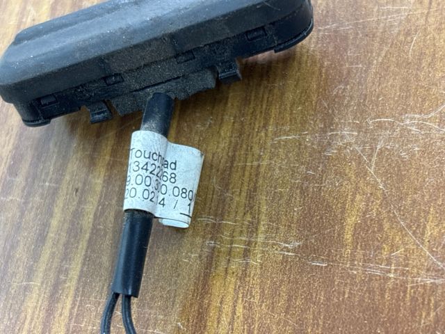 bontott OPEL INSIGNIA Csomagtér Nyitó Kar / Gomb