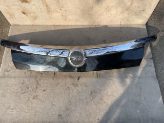 bontott OPEL INSIGNIA Csomagtérajtó Díszléc
