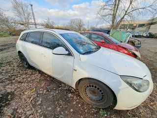 bontott OPEL INSIGNIA Csomagtérajtó Díszléc