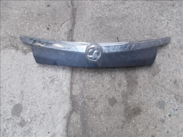 bontott OPEL INSIGNIA Csomagtérajtó Kilincs