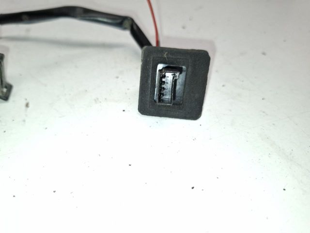 bontott OPEL INSIGNIA Csomagtérajtó Kilincs