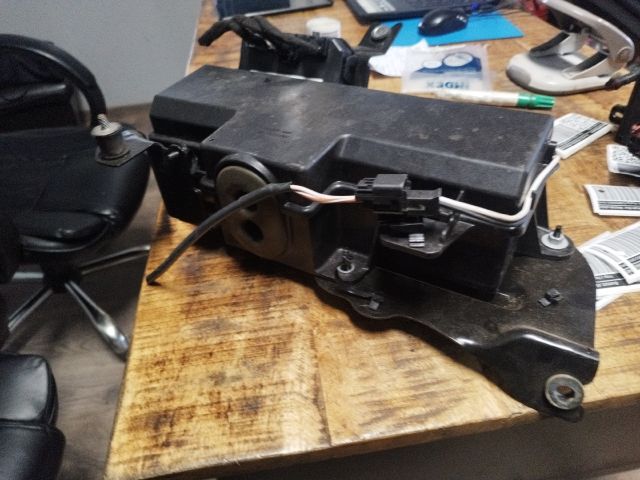 bontott OPEL INSIGNIA Csomagtérajtó Motor