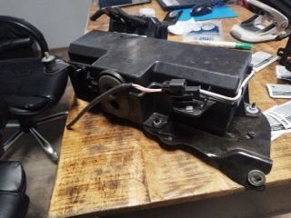 bontott OPEL INSIGNIA Csomagtérajtó Motor