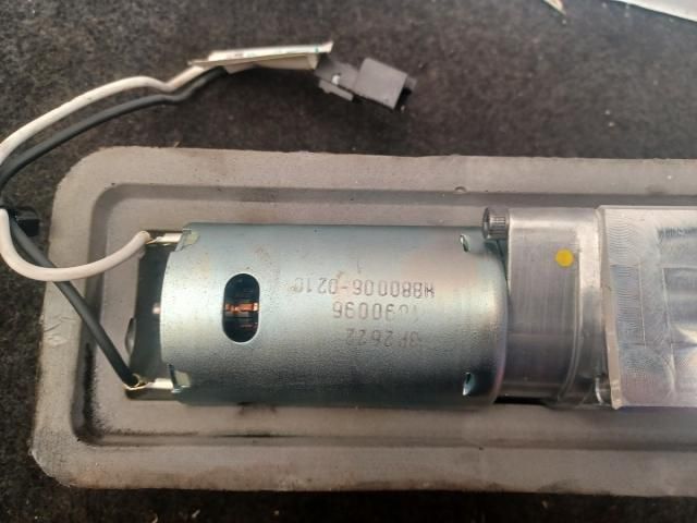 bontott OPEL INSIGNIA Csomagtérajtó Motor