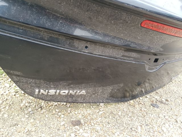 bontott OPEL INSIGNIA Csomagtérajtó (Részeivel)