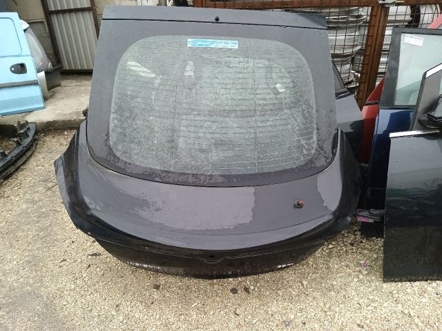 bontott OPEL INSIGNIA Csomagtérajtó (Részeivel)