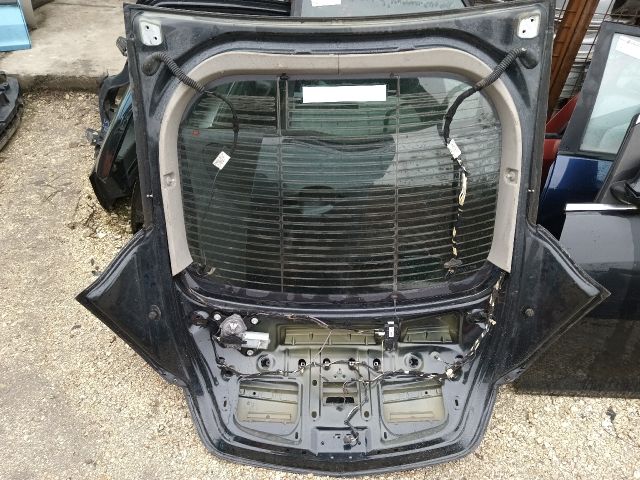 bontott OPEL INSIGNIA Csomagtérajtó (Részeivel)