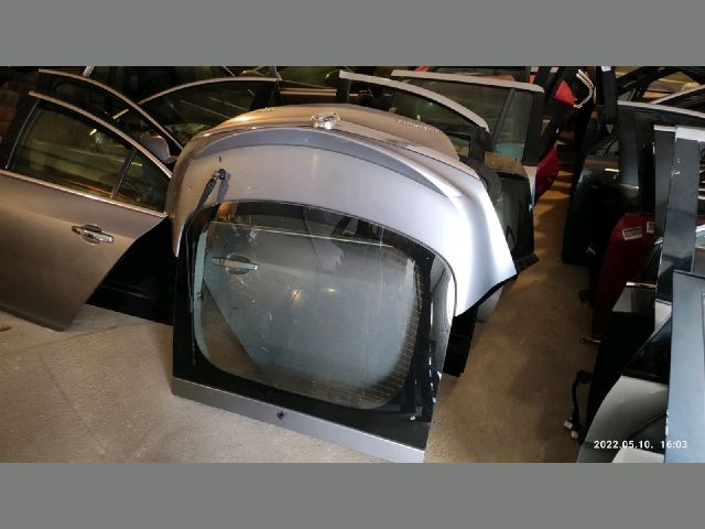 bontott OPEL INSIGNIA Csomagtérajtó (Részeivel)