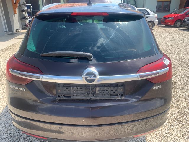 bontott OPEL INSIGNIA Csomagtérajtó (Üres lemez)