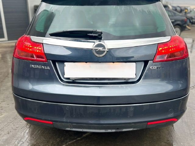 bontott OPEL INSIGNIA Csomagtérajtó (Üres lemez)