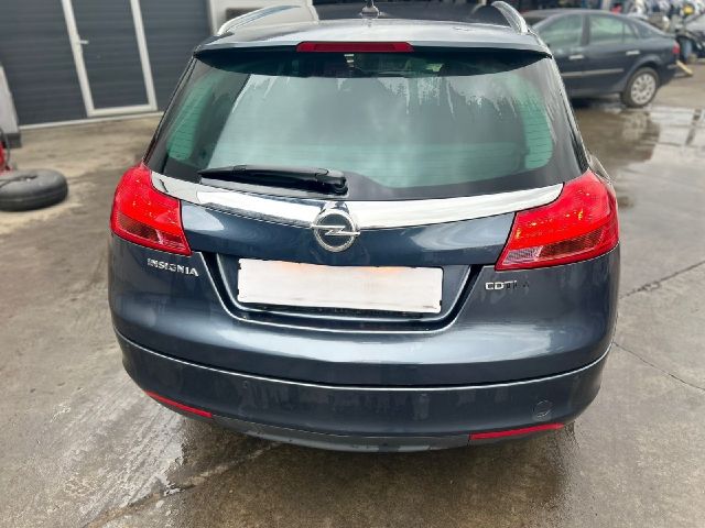 bontott OPEL INSIGNIA Csomagtérajtó (Üres lemez)