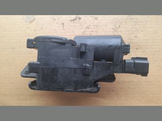 bontott OPEL INSIGNIA Csomagtérajtó Zárszerkezet