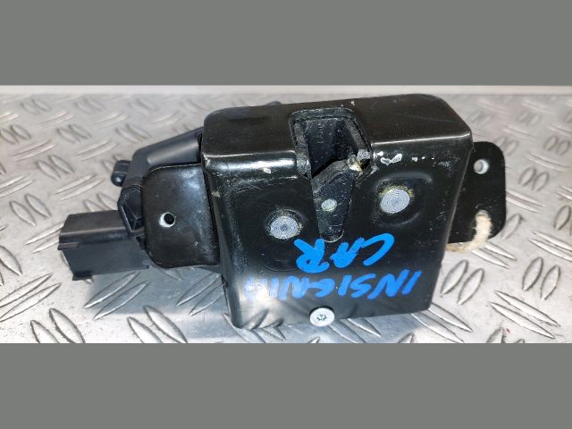 bontott OPEL INSIGNIA Csomagtérajtó Zárszerkezet