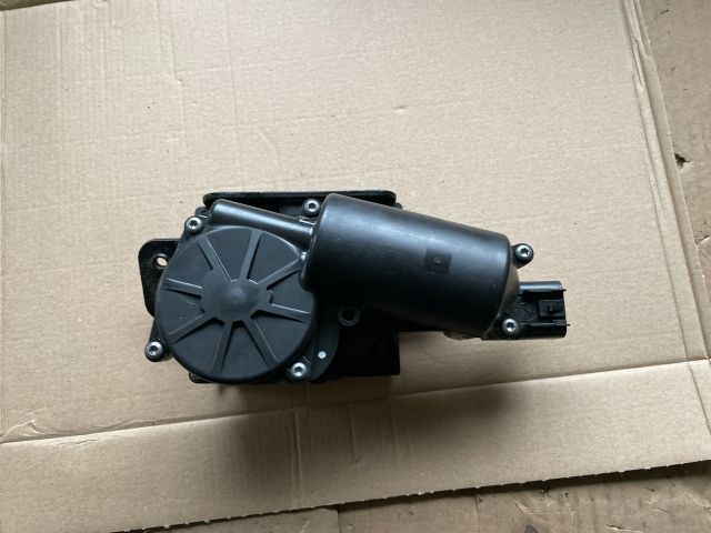 bontott OPEL INSIGNIA Csomagtérajtó Zárszerkezet