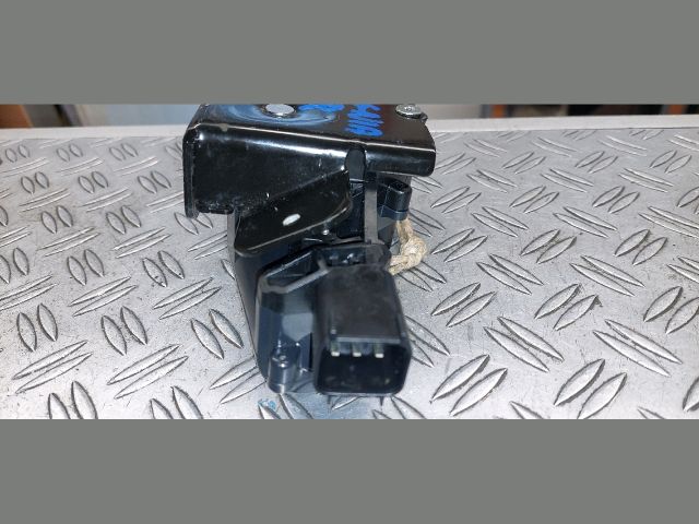 bontott OPEL INSIGNIA Csomagtérajtó Zárszerkezet