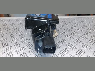 bontott OPEL INSIGNIA Csomagtérajtó Zárszerkezet