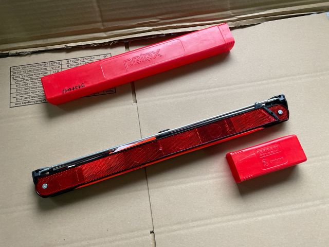 bontott OPEL INSIGNIA Elakadásjelző Háromszög