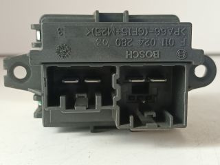 bontott OPEL INSIGNIA Előtét Ellenállás Fűtőmotor