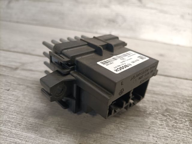 bontott OPEL INSIGNIA Előtét Ellenállás Fűtőmotor