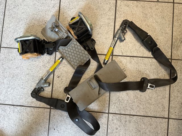 bontott OPEL INSIGNIA Első Biztonsági Öv Pár (Feszítővel)