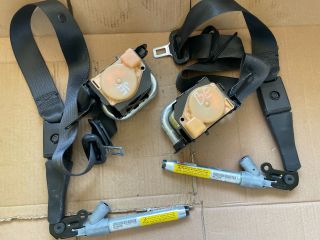 bontott OPEL INSIGNIA Első Biztonsági Öv Pár (Feszítővel)