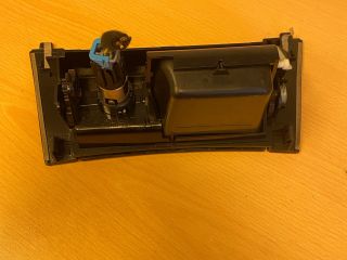 bontott OPEL INSIGNIA Első Hamutartó