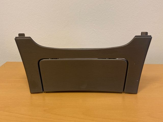 bontott OPEL INSIGNIA Első Hamutartó