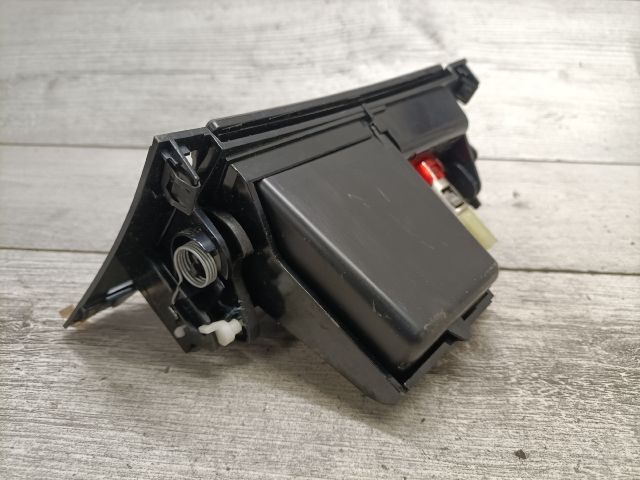 bontott OPEL INSIGNIA Első Hamutartó