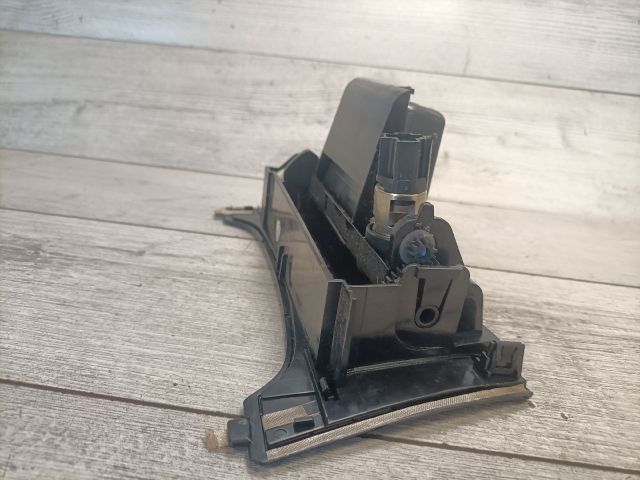 bontott OPEL INSIGNIA Első Hamutartó